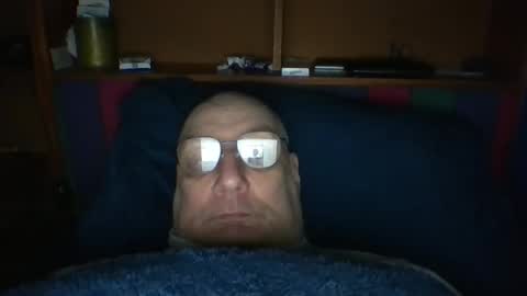 Snapshot of tebb61 chatting on February 14, 9:17 am Mark online show from February 14, 9:17 am