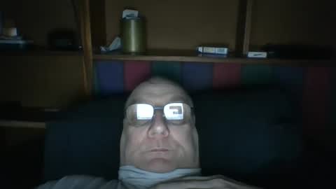 Snapshot of tebb61 chatting on February 26, 8:35 am Mark online show from February 26, 8:35 am