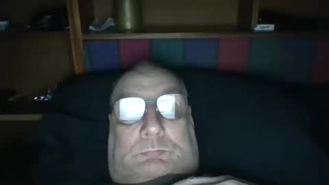 Snapshot of tebb61 chatting on March 12, 9:26 am Mark online show from March 12, 9:26 am