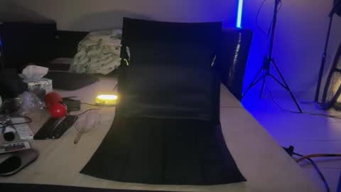 teddy_bananaaa online show from March 12, 2:50 am