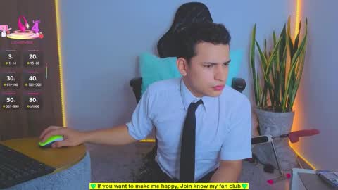 Snapshot of teddy_cowboy chatting on September 28, 8:42 am Follow me on Twitter boys ryder and instagram teddyscoot 12 online show from September 28, 8:42 am