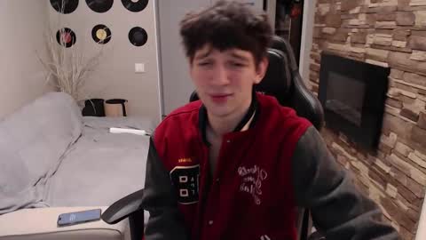 Teddy online show from November 10, 9:41 am