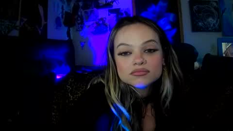 Teddy Sky online show from September 28, 3:45 am