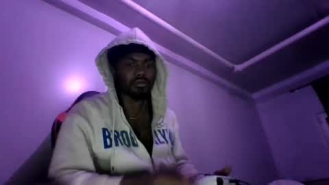 tediibear22 online show from October 8, 11:24 pm