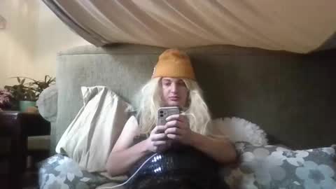 teepz97 online show from January 17, 10:13 pm