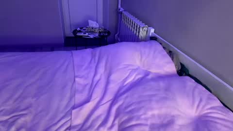 teganmeade online show from April 17, 9:18 pm