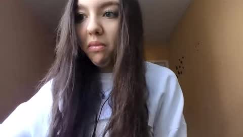 Snapshot of teganmeiser chatting on October 30, 11:55 am Kimi online show from October 30, 11:55 am