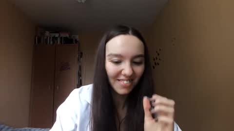 Snapshot of teganmeiser chatting on November 10, 10:58 am Kimi online show from November 10, 10:58 am