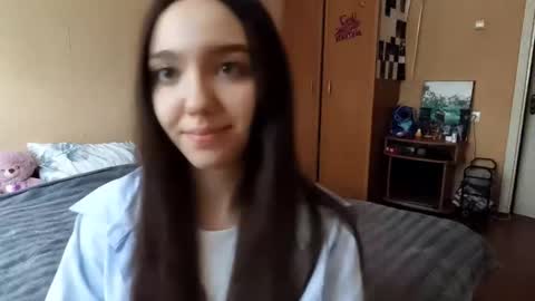 Snapshot of teganmeiser chatting on November 25, 12:38 pm Kimi online show from November 25, 12:38 pm