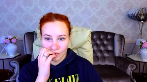 teilahex online show from September 12, 6:52 pm