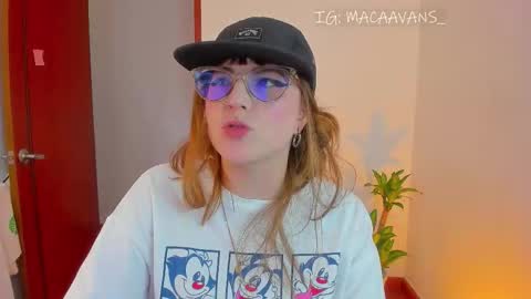 tekila__ online show from February 6, 8:23 pm