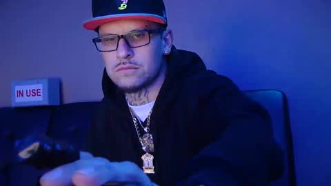 tempsnasty online show from November 29, 11:52 pm