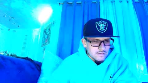 tempsnasty online show from February 25, 10:03 am