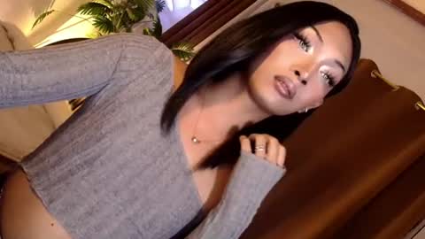 Snapshot of temptation_ashley chatting on July 2, 7:42 pm temptation_ashley online show from July 2, 7:42 pm