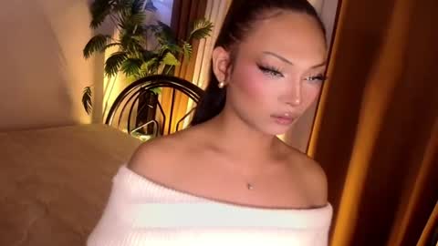 Snapshot of temptation_ashley chatting on July 30, 6:51 pm temptation_ashley online show from July 30, 6:51 pm