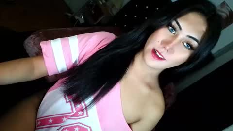 Snapshot of temptationoflust chatting on May 29, 5:44 pm Im Dianna DONT FORGET TO FOLLOW ME online show from May 29, 5:44 pm