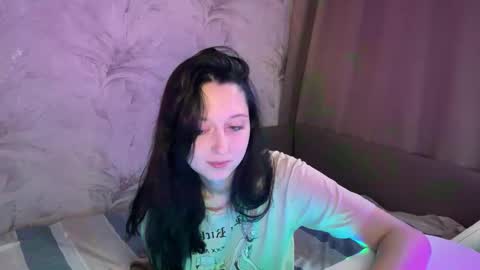 temptingvision online show from March 9, 12:20 pm