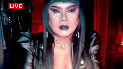 Snapshot of temptress_cocoxxx chatting on April 20, 6:42 pm Mistress Coco online show from April 20, 6:42 pm