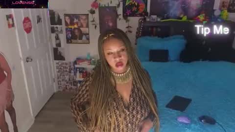 Snapshot of temptressbeauty24 chatting on November 11, 12:32 am Gaia online show from November 11, 12:32 am