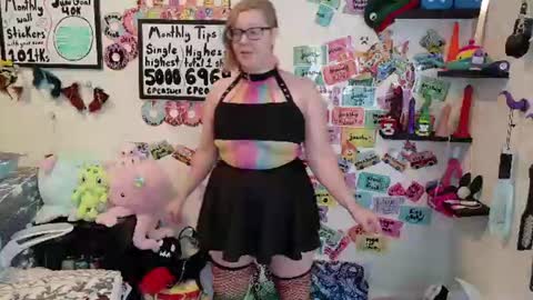 Pixie and Tentacle Overlord online show from June 26, 10:14 pm