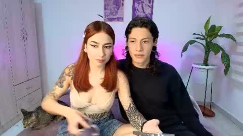 tender_dust online show from July 12, 4:25 am