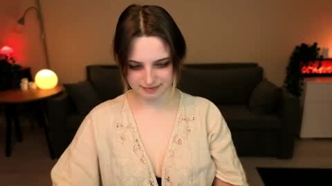 tender_meow online show from May 5, 9:34 pm