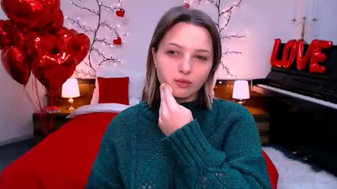 Snapshot of tendermeow chatting on February 13, 1:18 pm Lisa online show from February 13, 1:18 pm