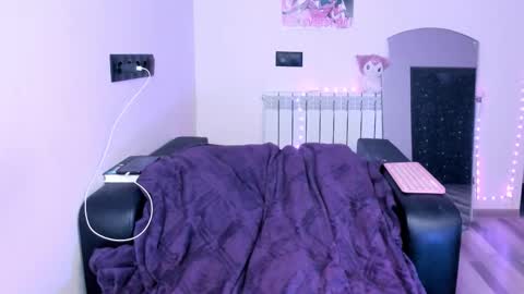 Kira online show from February 13, 10:50 pm