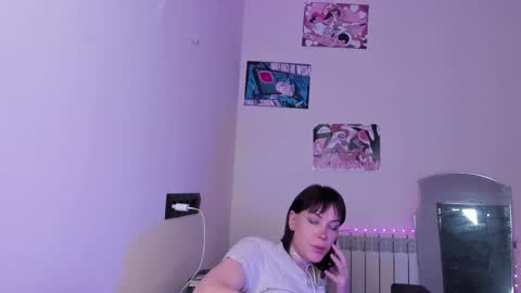 Snapshot of tenebrise chatting on March 15, 7:36 am Kira online show from March 15, 7:36 am