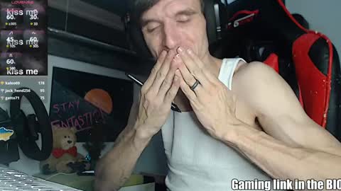 Ty online show from December 3, 8:17 pm
