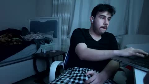 Snapshot of teowoody chatting on March 4, 1:44 am Teo online show from March 4, 1:44 am