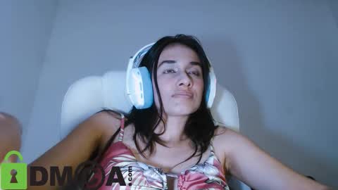 Snapshot of ter23m chatting on November 17, 1:00 am Lisa online show from November 17, 1:00 am