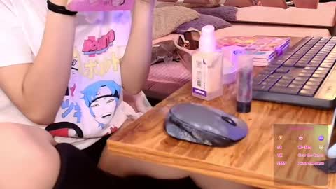 Terra Elowen online show from October 15, 11:10 am