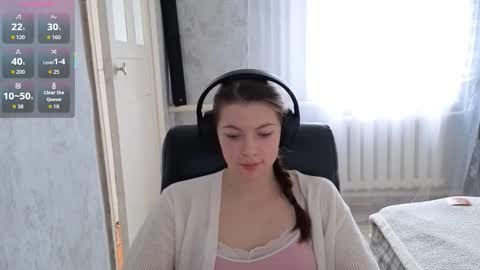 Anny Simpson online show from December 4, 6:01 am