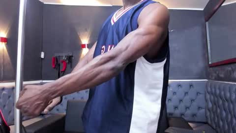 Snapshot of terranze_z chatting on March 21, 8:01 pm terranze_z online show from March 21, 8:01 pm