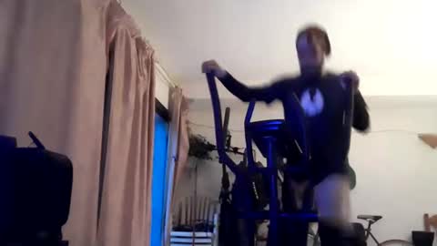 terre28 online show from October 18, 5:46 pm