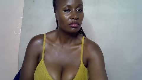 terriam online show from December 15, 12:53 pm