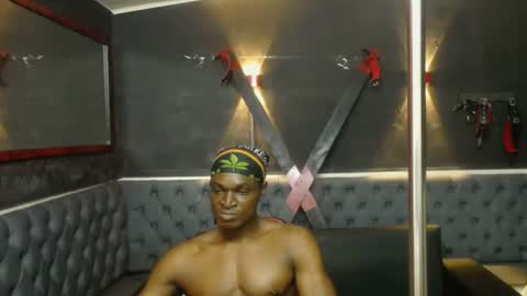 terry_zyzz online show from March 17, 9:40 pm