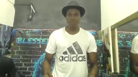 terry_zyzz online show from April 8, 10:26 am