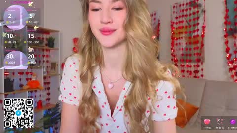 Tessa online show from February 18, 2:05 am