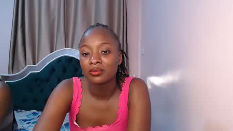 Tacy online show from February 10, 9:25 pm