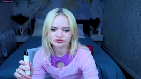 Tessa online show from April 5, 9:17 am