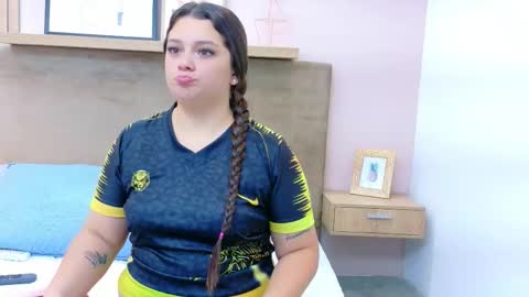 tessa stones online show from January 7, 3:42 am