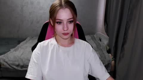 Tessa online show from July 30, 9:41 am