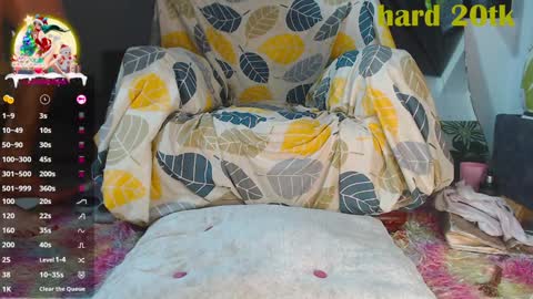 tessa y leo online show from December 28, 3:47 am