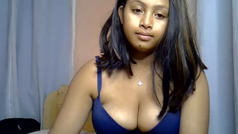 tessmia online show from July 14, 3:07 pm