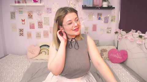 TESSA online show from January 23, 6:06 am