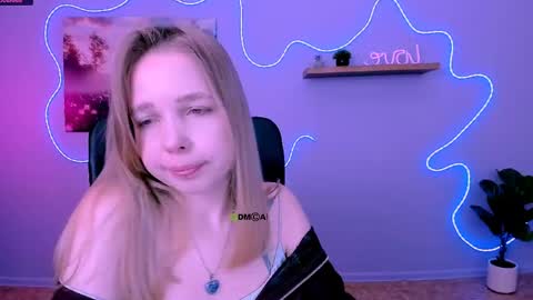 teya_starling online show from April 11, 7:35 am