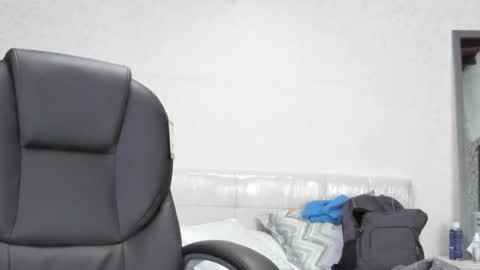 teylor creed online show from February 22, 1:11 am