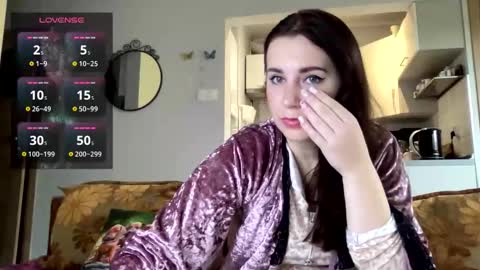 Teylor online show from October 22, 12:05 pm